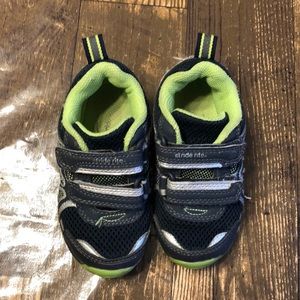 Toddler Wide size 7 Stride Rite